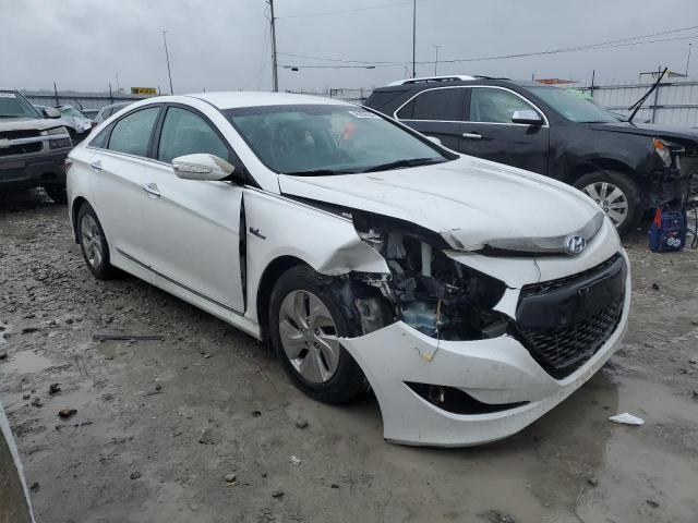 KMHEC4A4XDA095569 - 2013 HYUNDAI SONATA HYBRID WHITE photo 4