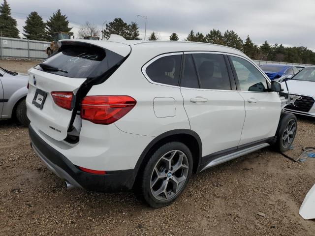 WBXHU7C51K5L11775 - 2019 BMW X1 SDRIVE28I WHITE photo 3