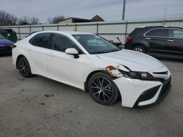 4T1T11AKXPU754876 - 2023 TOYOTA CAMRY SE NIGHT SHADE WHITE photo 4