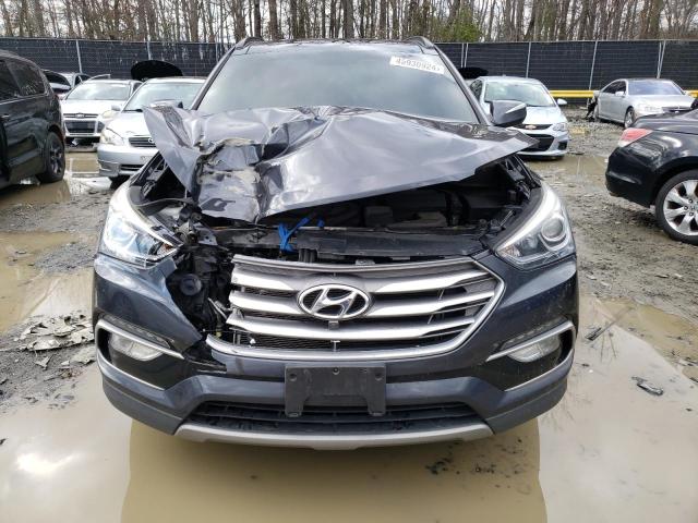 5XYZU3LB0HG490942 - 2017 HYUNDAI SANTA FE S GRAY photo 5