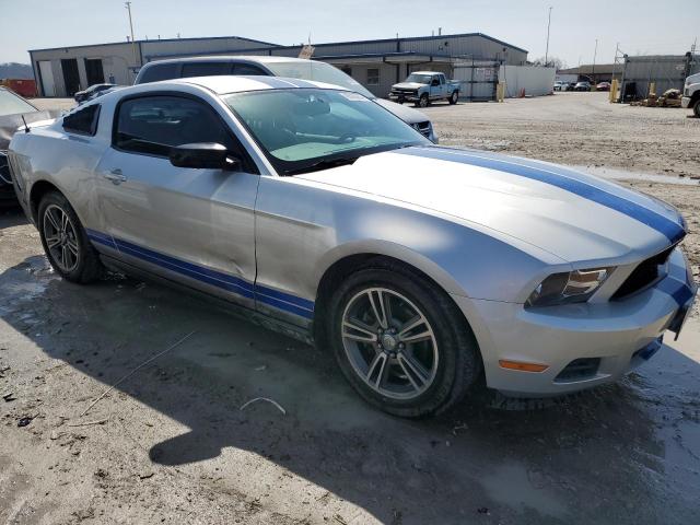 1ZVBP8AN4A5131205 - 2010 FORD MUSTANG SILVER photo 4