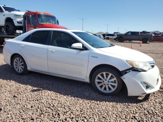 4T1BD1FK2CU060561 - 2012 TOYOTA CAMRY HYBRID WHITE photo 4