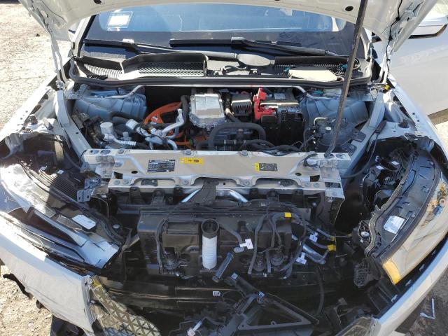 WB523CF03SCS11280 - 2025 BMW IX XDRIVE50 WHITE photo 12