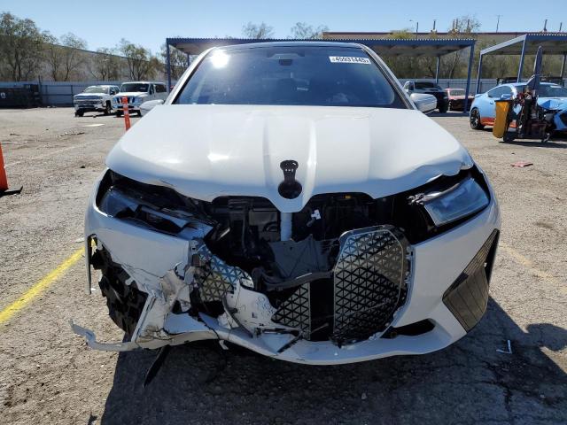 WB523CF03SCS11280 - 2025 BMW IX XDRIVE50 WHITE photo 5