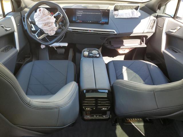 WB523CF03SCS11280 - 2025 BMW IX XDRIVE50 WHITE photo 8