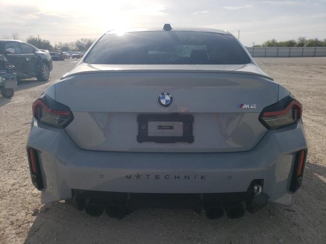 3MF13DM04P8D49589 - 2023 BMW M2 GRAY photo 6