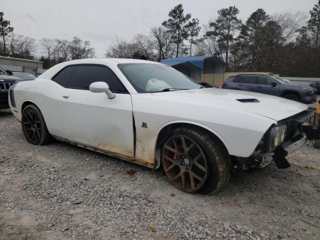 2C3CDZFJ3GH153326 - 2016 DODGE CHALLENGER R/T SCAT PACK WHITE photo 4