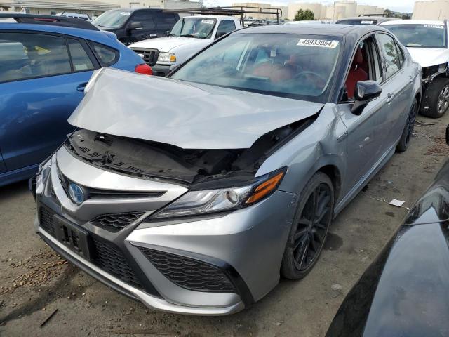 4T1K31AK0MU029739 - 2021 TOYOTA CAMRY XSE SILVER photo 1