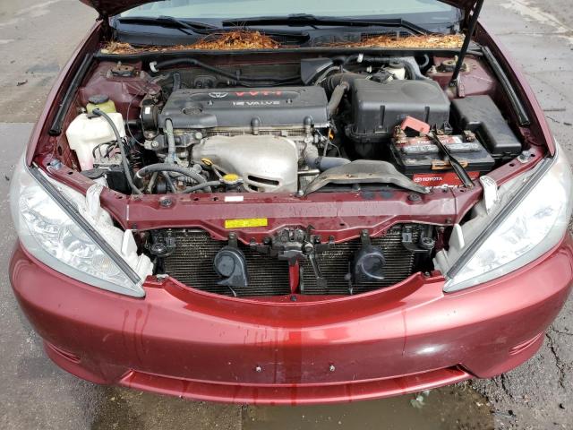 4T1BE32K95U412245 - 2005 TOYOTA CAMRY LE RED photo 11