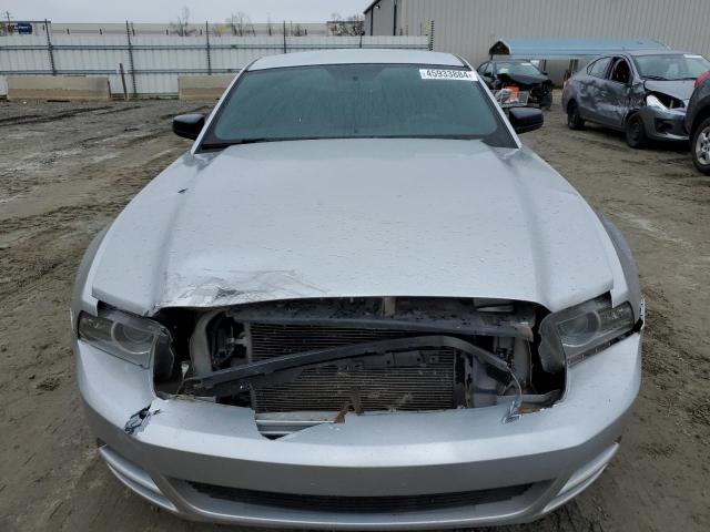 1ZVBP8AM2E5201250 - 2014 FORD MUSTANG SILVER photo 5