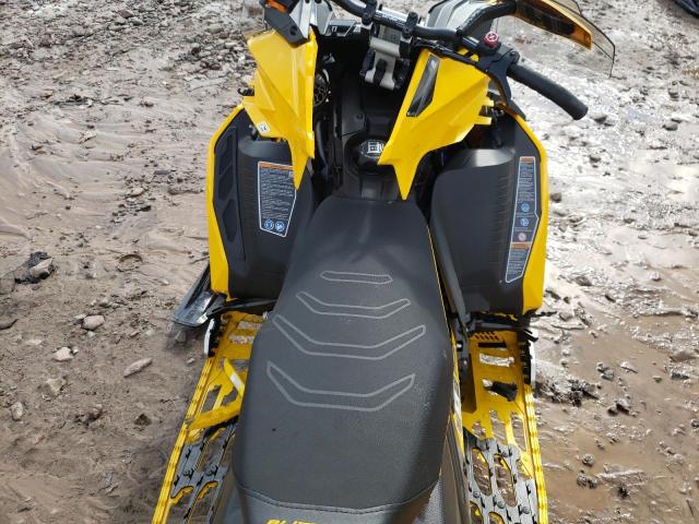 2BPSUEPD8PV000029 - 2023 SKI DOO MXZ YELLOW photo 5