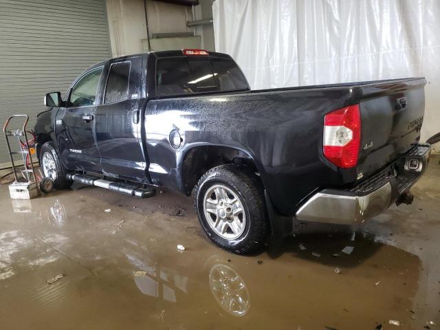 5TFUY5F17HX621777 - 2017 TOYOTA TUNDRA DOUBLE CAB SR/SR5 BLACK photo 2