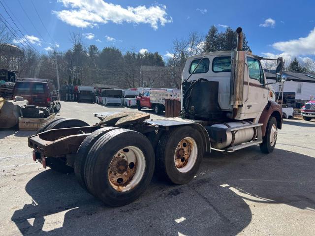 2FWJA3CV37AY04821 - 2007 STERLING TRUCK AT 9500 WHITE photo 3