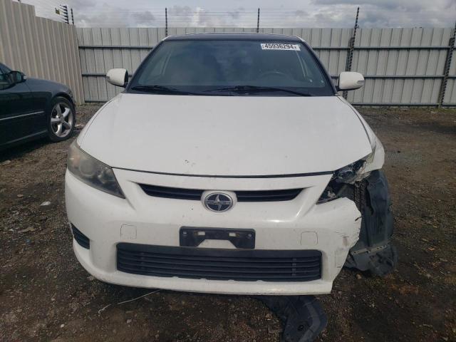 JTKJF5C78D3056953 - 2013 TOYOTA SCION TC WHITE photo 5