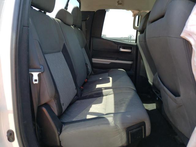 5TFRY5F14FX173923 - 2015 TOYOTA TUNDRA DOUBLE CAB SR/SR5 WHITE photo 10