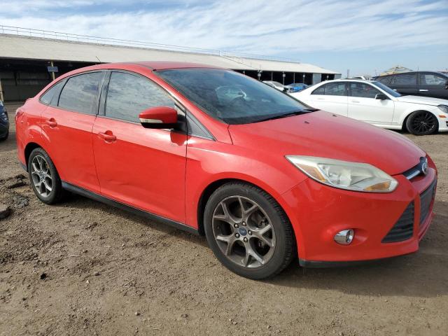 1FADP3F2XDL273139 - 2013 FORD FOCUS SE RED photo 4