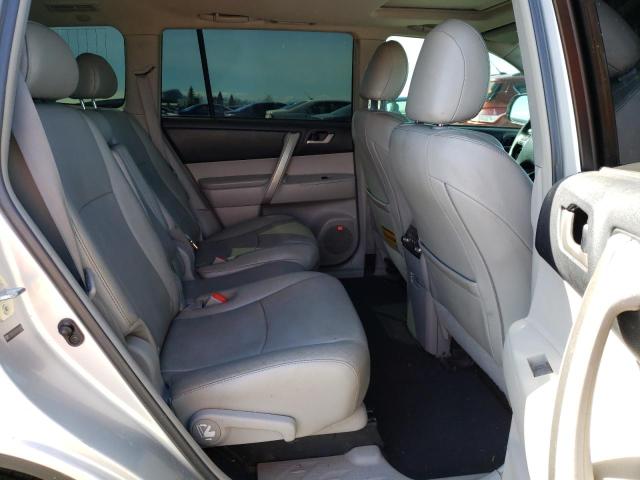 5TDBK3EH3BS043606 - 2011 TOYOTA HIGHLANDER BASE Күміс фото 11