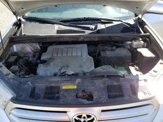 5TDBK3EH3BS043606 - 2011 TOYOTA HIGHLANDER BASE Күміс фото 12