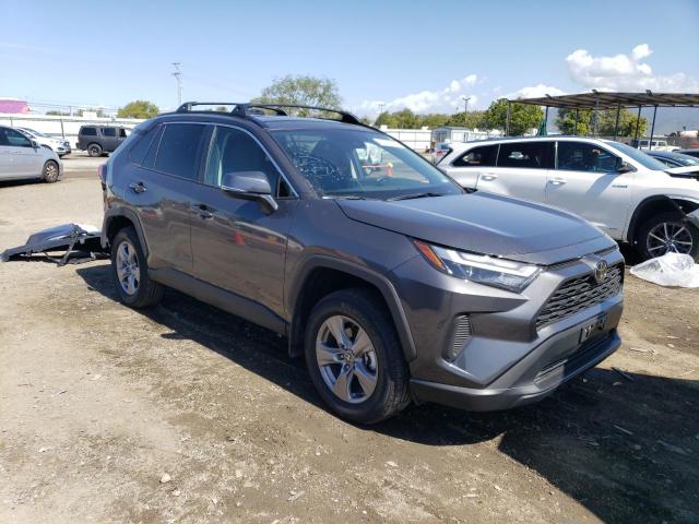 2T3P1RFV4RW412109 - 2024 TOYOTA RAV4 XLE GRAY photo 4