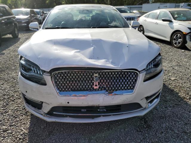 3LN6L5MU7KR617213 - 2019 LINCOLN MKZ RESERVE II WHITE photo 5