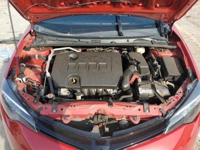 2T1BURHE5JC038901 - 2018 TOYOTA COROLLA L RED photo 11