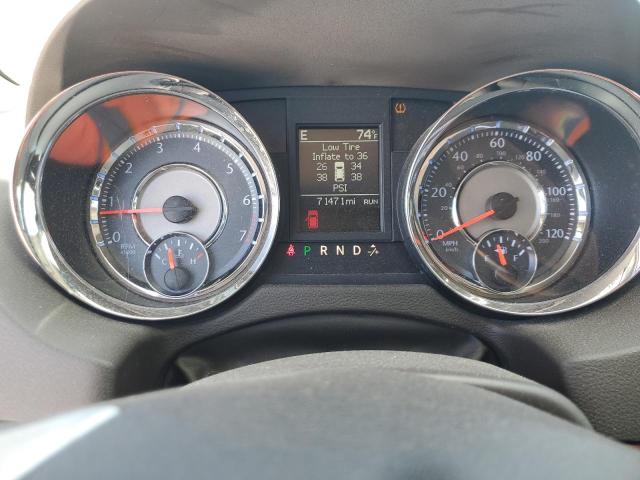 2C4RC1CG8GR207247 - 2016 CHRYSLER TOWN & COU TOURING L RED photo 9