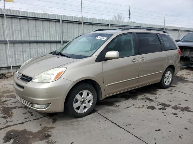 2004 TOYOTA SIENNA XLE, 