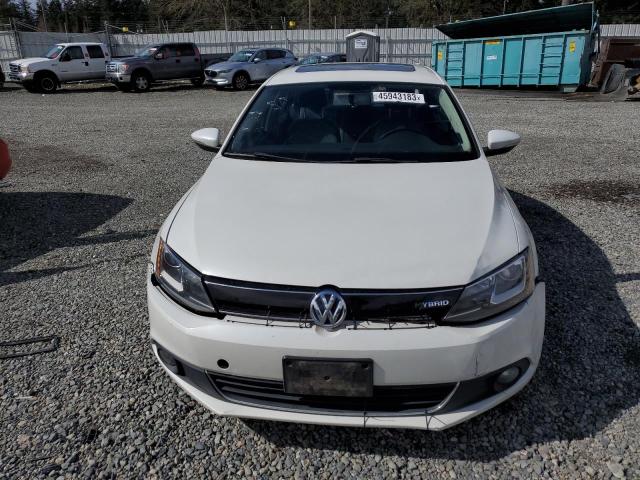 3VW637AJXDM282505 - 2013 VOLKSWAGEN JETTA HYBRID WHITE photo 5