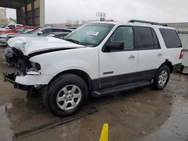 1FMFU16517LA59246 - 2007 FORD EXPEDITION XLT WHITE photo 1