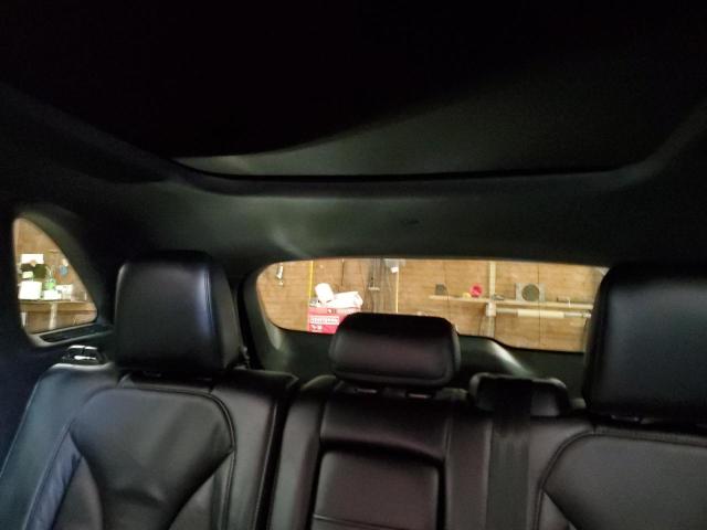 5LMTJ3DH3HUL40557 - 2017 LINCOLN MKC RESERVE RED photo 10