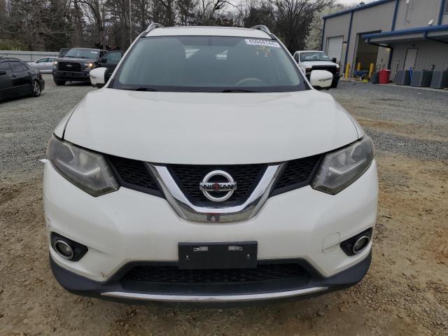 5N1AT2MT6FC762487 - 2015 NISSAN ROGUE S WHITE photo 5