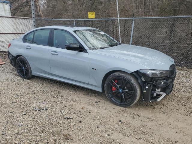 3MW39FS05P8C96827 - 2023 BMW 330XE 灰色 照片 4