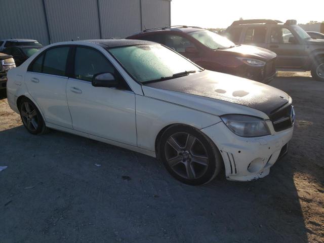 WDDGF81X29F222031 - 2009 MERCEDES-BENZ C-CLASS 300 4MATIC WHITE photo 4