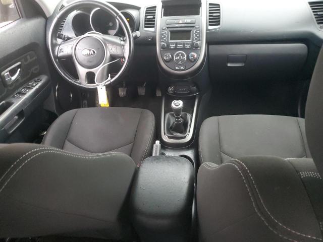 KNDJT2A64D7487680 - 2013 KIA SOUL + GREEN photo 8
