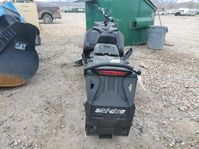 2BPSCFME2MV000075 - 2021 SKI DOO SUMMIT SP BLACK photo 6