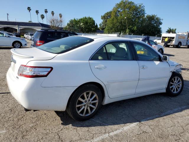 4T1BB3EK2BU137463 - 2011 TOYOTA CAMRY HYBRID WHITE photo 3