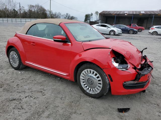 3VW5X7AT2DM823435 - 2013 VOLKSWAGEN BEETLE RED photo 4