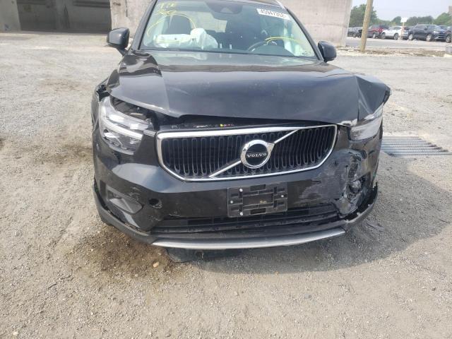 YV1XZ15VDL2297641 - 2020 VOLVO XC40 T4 BLACK photo 9