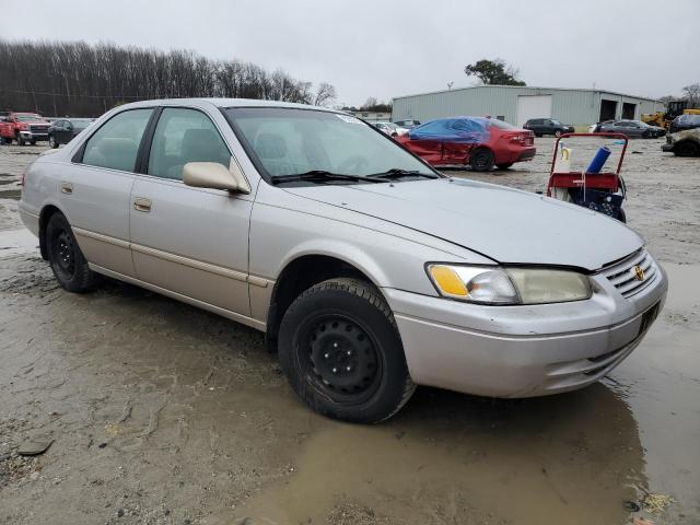 4T1BG22K9VU048803 - 1997 TOYOTA CAMRY CE SILVER photo 4