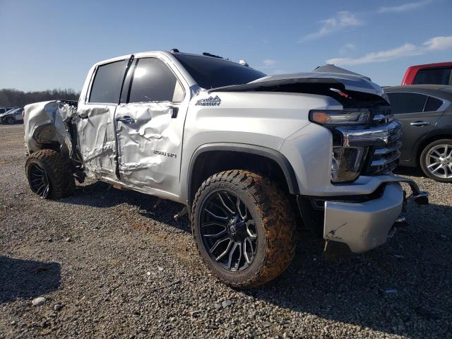 2GC4YREY5P1723645 - 2023 CHEVROLET SILVERADO K2500 HIGH COUNTRY SILVER photo 4