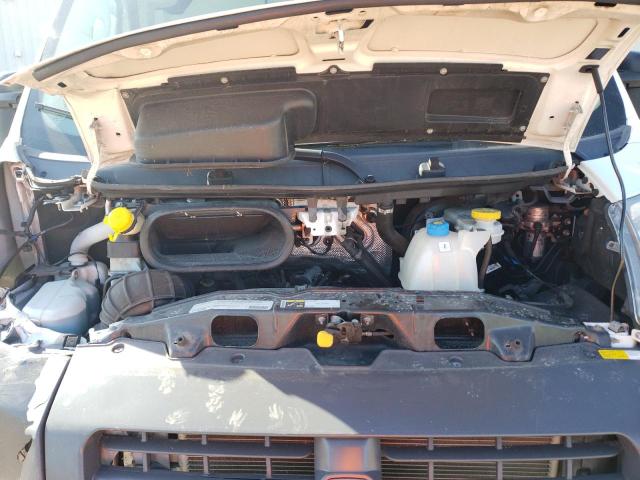 3C6TRVCG7JE134822 - 2018 RAM PROMASTER 2500 HIGH WHITE photo 11