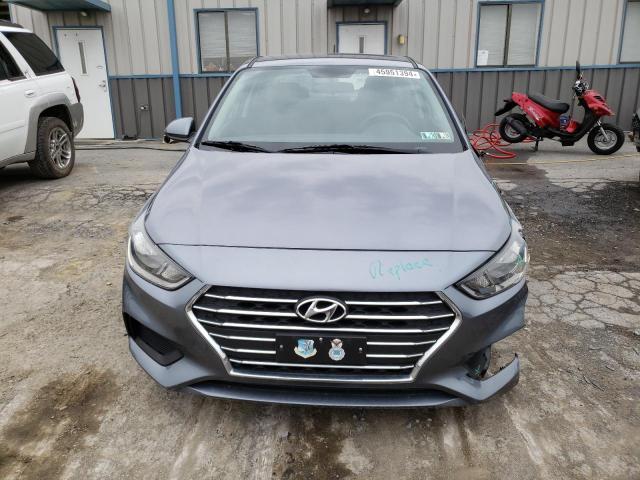 3KPC24A6XLE118263 - 2020 HYUNDAI ACCENT SE GRAY photo 5