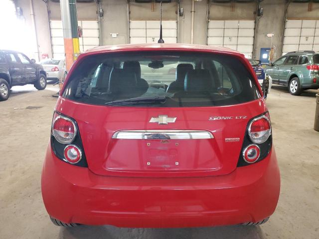 1G1JE6SB5D4136140 - 2013 CHEVROLET SONIC LTZ RED photo 6