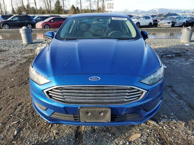 3FA6P0HD6HR187887 - 2017 FORD FUSION SE BLUE photo 5