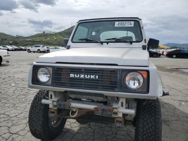 JS4JC51C6H4178580 - 1986 SUZUKI SAMURAI TWO TONE photo 5