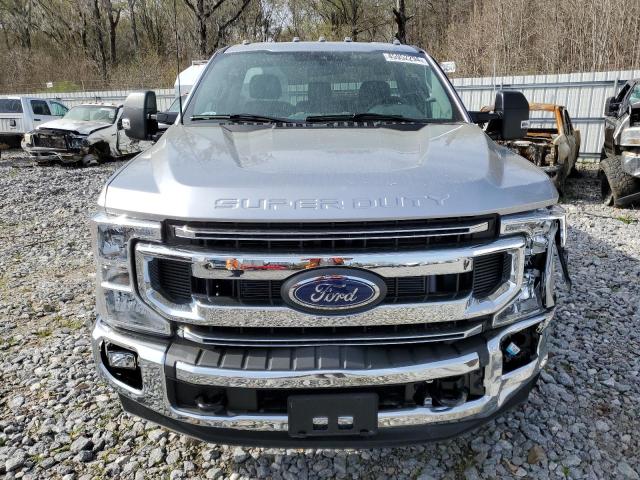 1FTRF3CN5NED49065 - 2022 FORD F350 SUPER DUTY SILVER photo 5