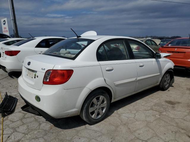 KNADH4A30B6749842 - 2011 KIA RIO BASE WHITE photo 3