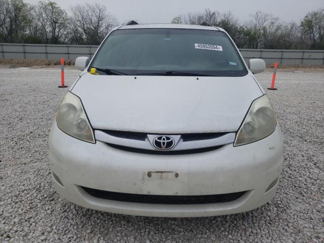 5TDZK22C49S256592 - 2009 TOYOTA SIENNA XLE WHITE photo 5