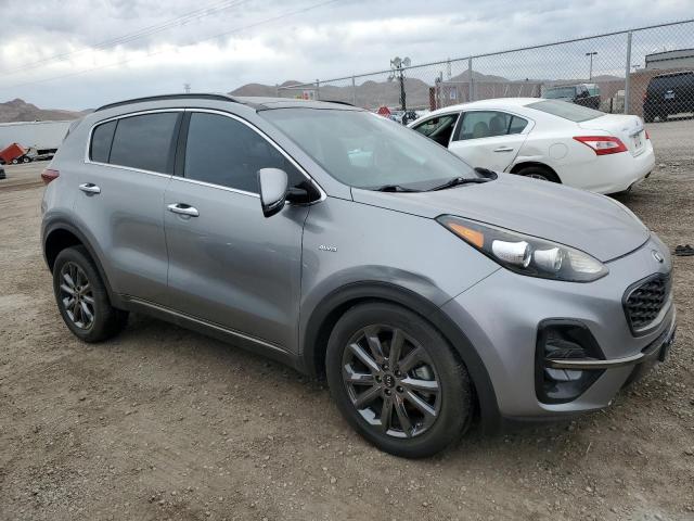 KNDP6CAC5L7682957 - 2020 KIA SPORTAGE S GRAY photo 4