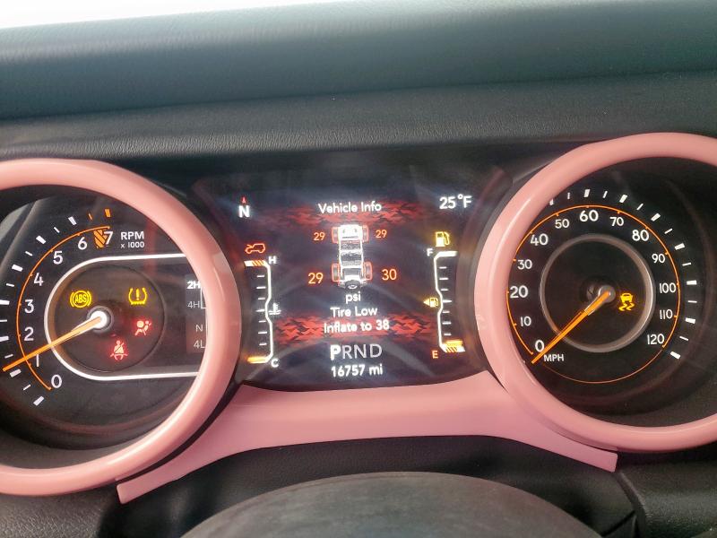 1C4HJXEG0NW240264 - 2022 JEEP WRANGLER U SAHARA WHITE photo 9